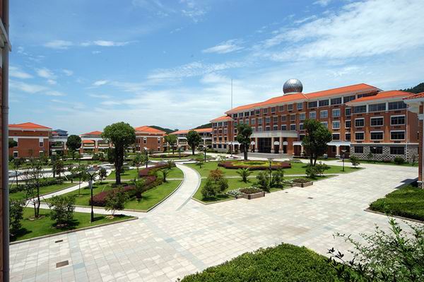 浙江省义乌中学新校区环境绿化