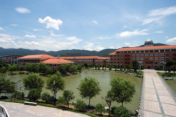 浙江省义乌中学新校区环境绿化