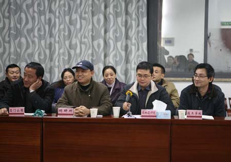 市园林局召开党组扩大会贯彻落实熙来书记等市